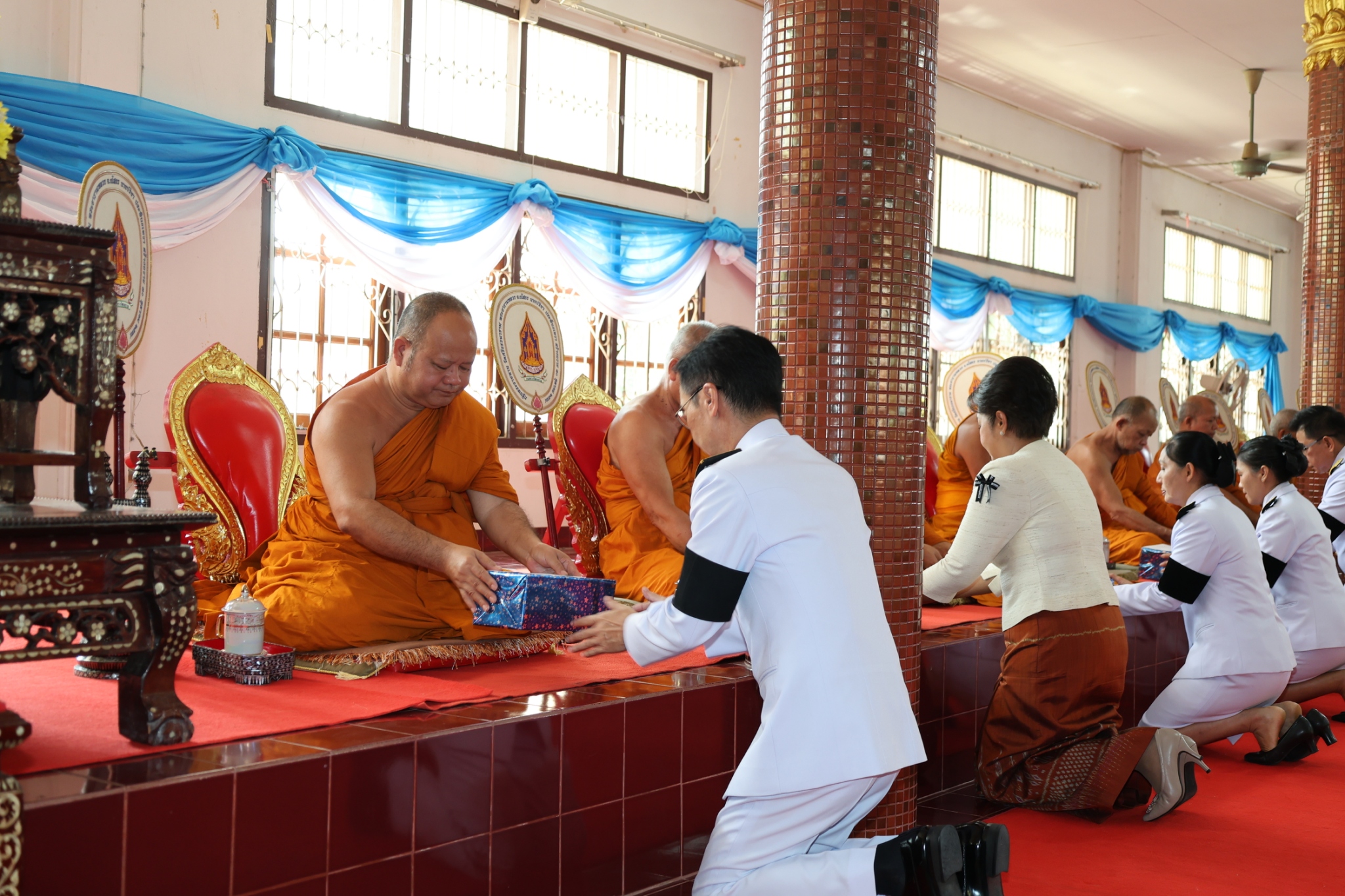 title - ส.ป.ก.ยโสธร ร่วมพิธีเจริญพระพุทธมนต์ เฉลิมพระเกียรติ และถวายพระราชกุศลสมเด็จพระเจ้าลูกยาเธอเจ้าฟ้าทีปังกรรัศมีโชติ  มหาวชิโรตตมางกูร สิริวิบูลยราชกุมาร เนื่องในโอกาสวันคล้ายวันประสูติ 29 เมษายน 2569